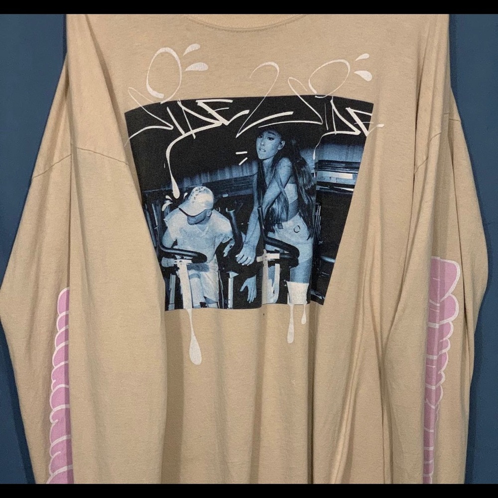 ariana grande longsleeve